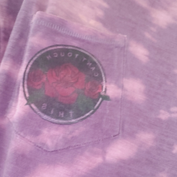 Custom tee - Picture 2 of 3